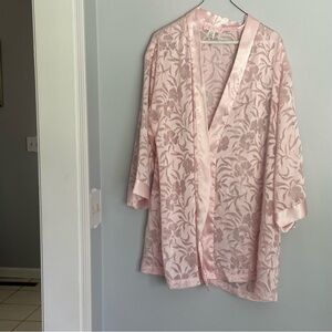 Vintage OscarDe La Renta Pink  Label Sheer textured Kimono robe L used vgc. See